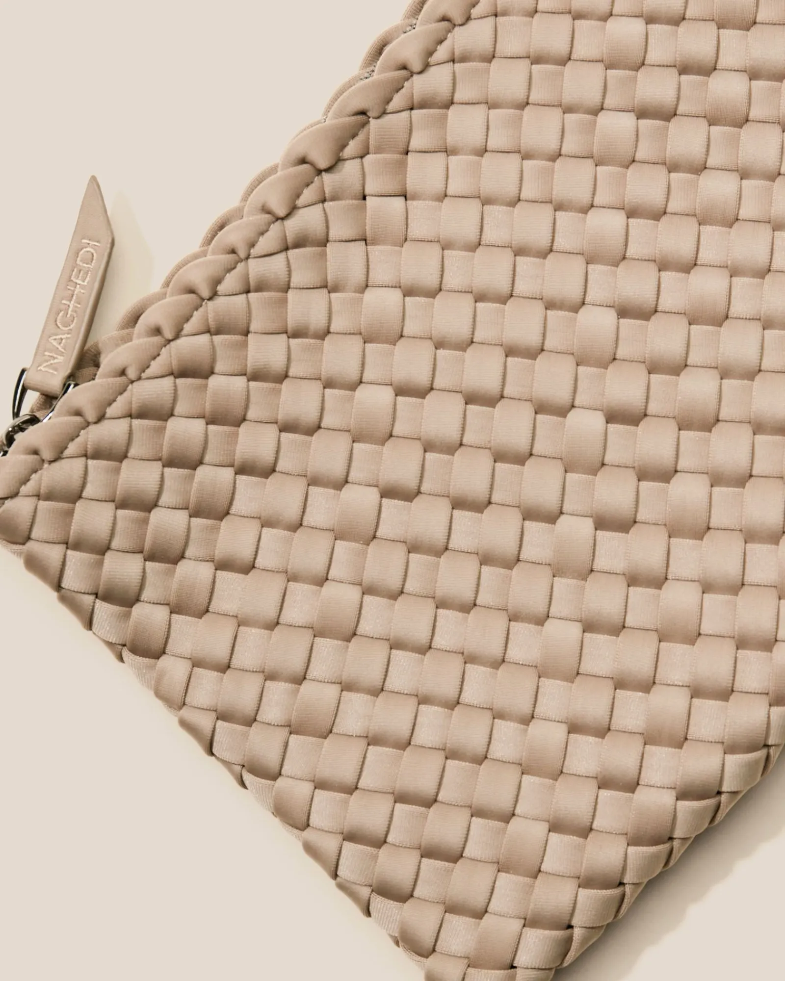 Totes^NAGHEDI Nomad Hobo
